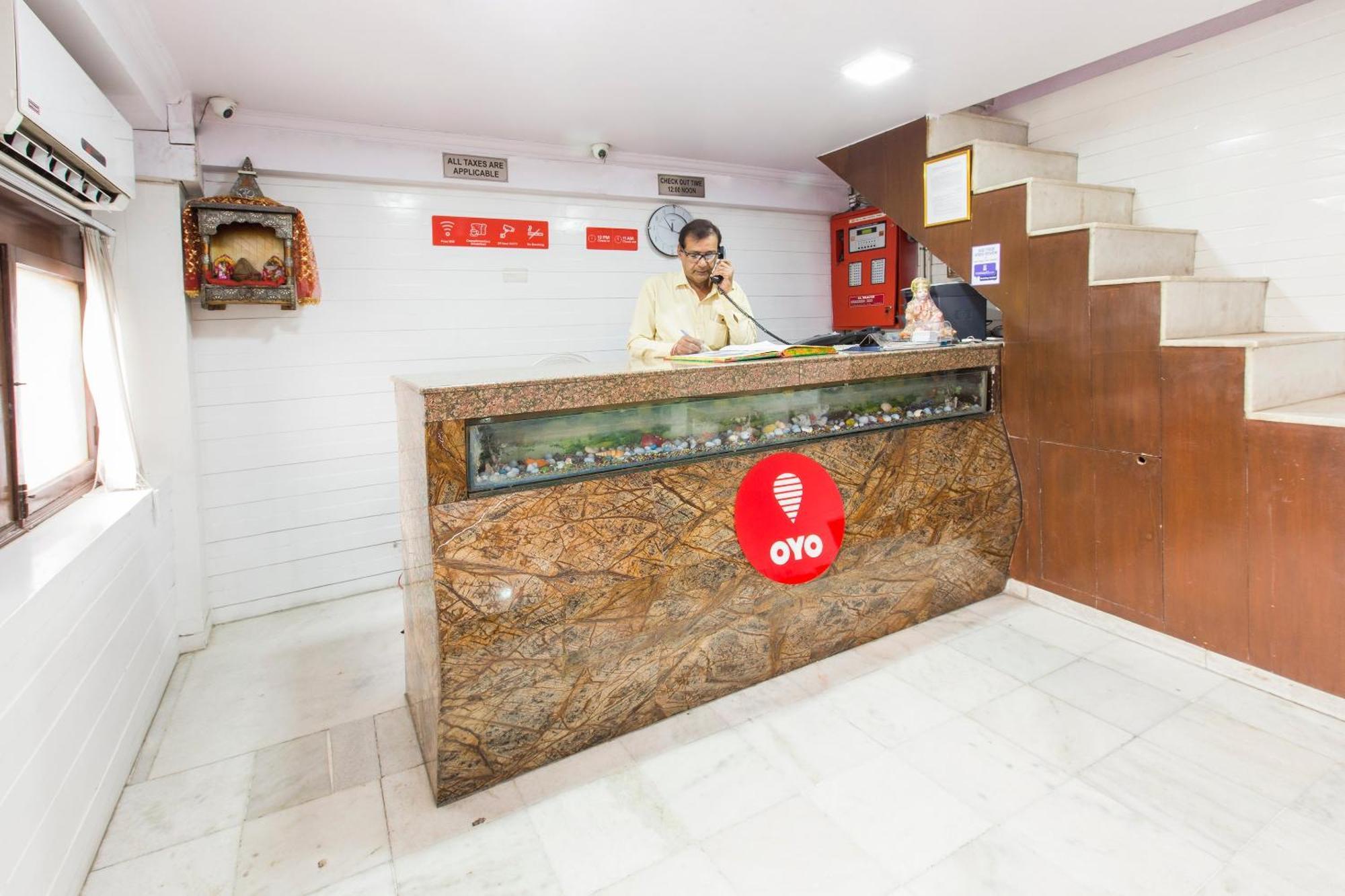 Hotel O Hotel Landmark Inn Дели Экстерьер фото